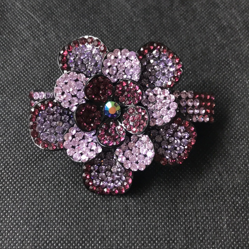 Floral Crystal Hair Clip